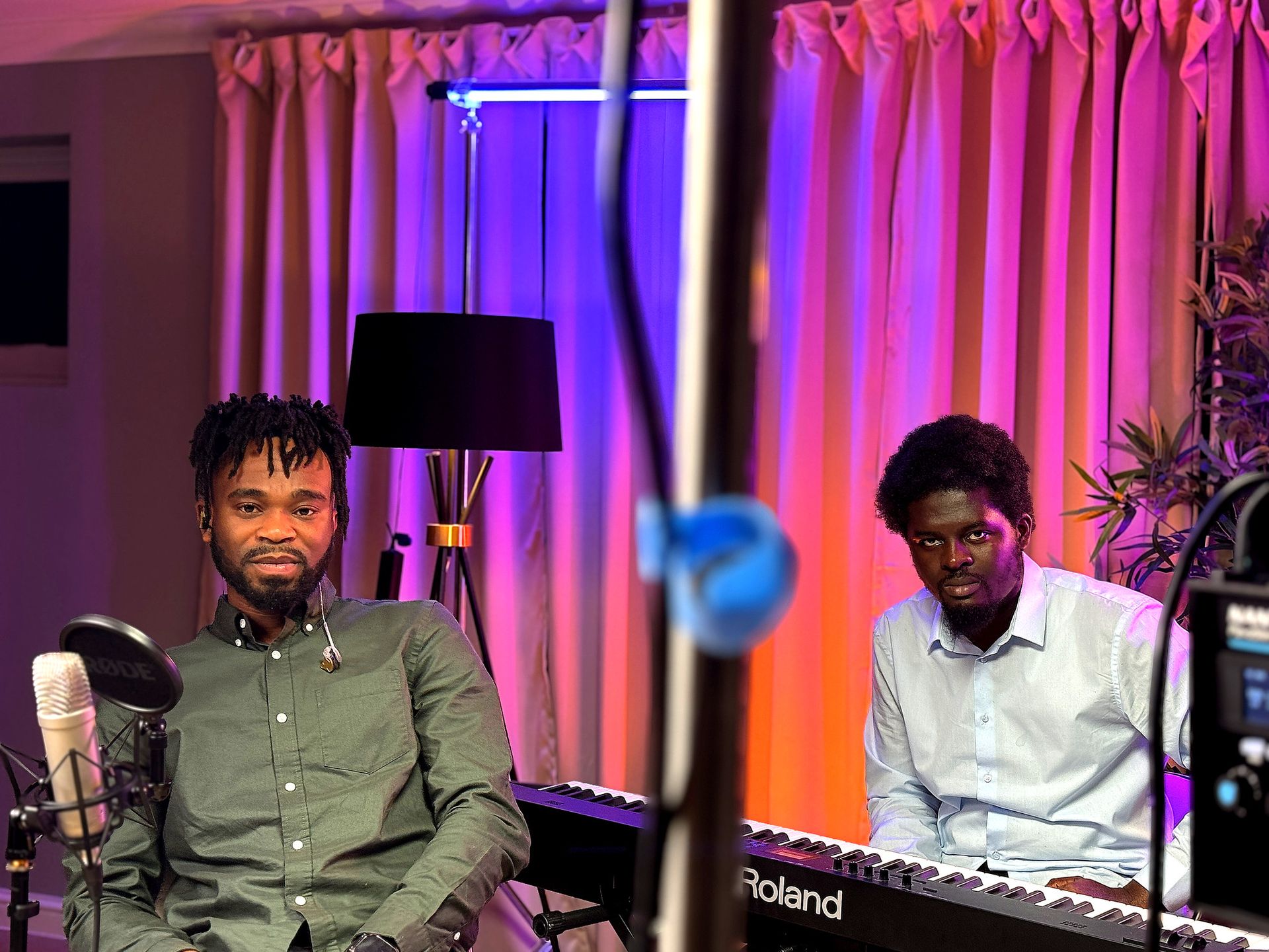Informal Living Room Session — Richie Grateful Ministries